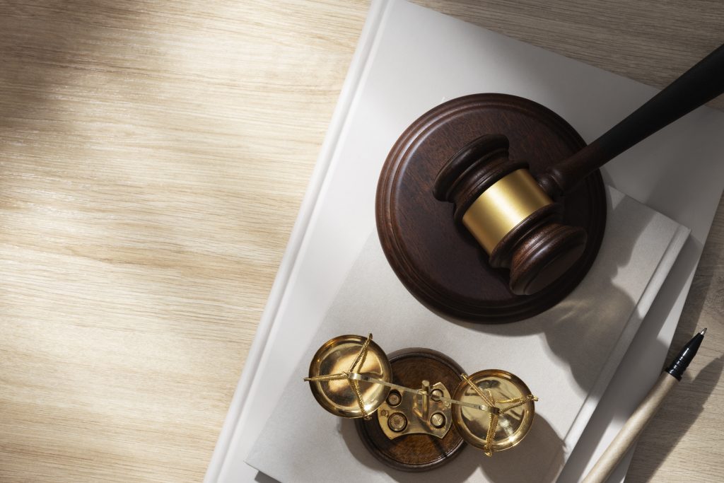 DERECHO CIVIL Y MERCANTIL