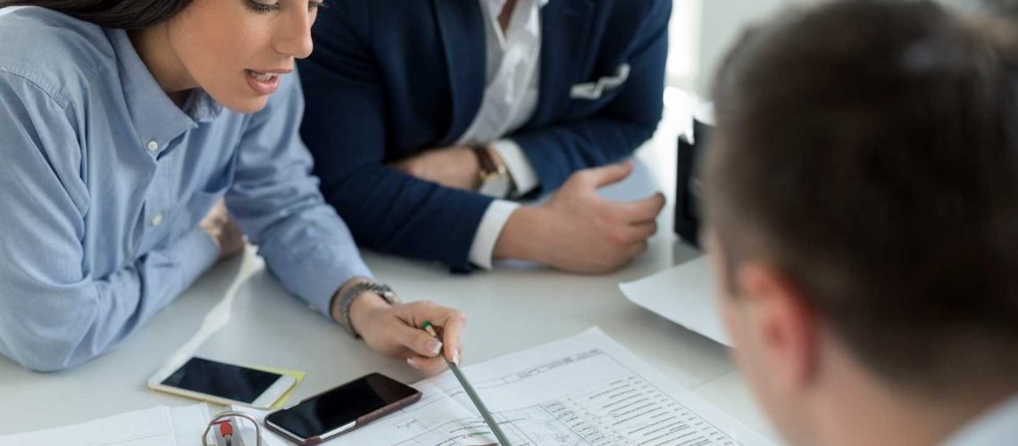 Asesoría y derecho público interno